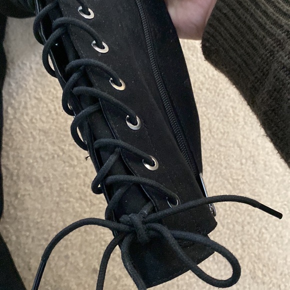 Circus by Sam Edelman back ties high boots - Picture 4 of 9